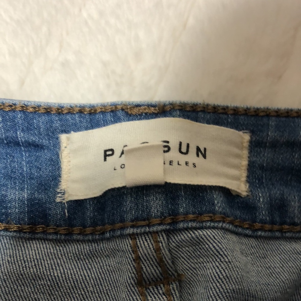 Mini skirt - Picture 3 of 3